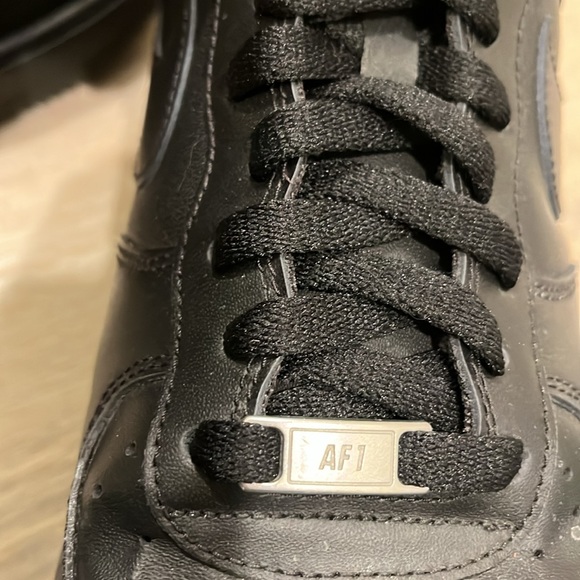 Nike Shoes Mens 12 Air Force 1 Shoes Black AF1 - Picture 8 of 10